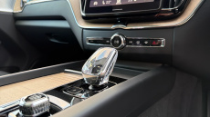 Volvo XC60 2.0 T8 [455] PHEV Ultra Dark 5dr AWD Geartronic Estate